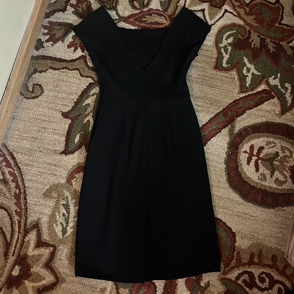 DIANE VON FURSTENBERG Size 4 Little-Black-Dress Stretchy Wool Elegant $599 NEW - Picture 12 of 16